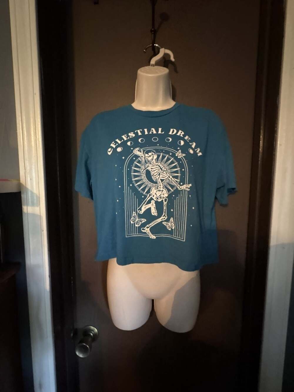 Social Scene Celestial Dream Skeleton Graphic Crop T-Shirt
